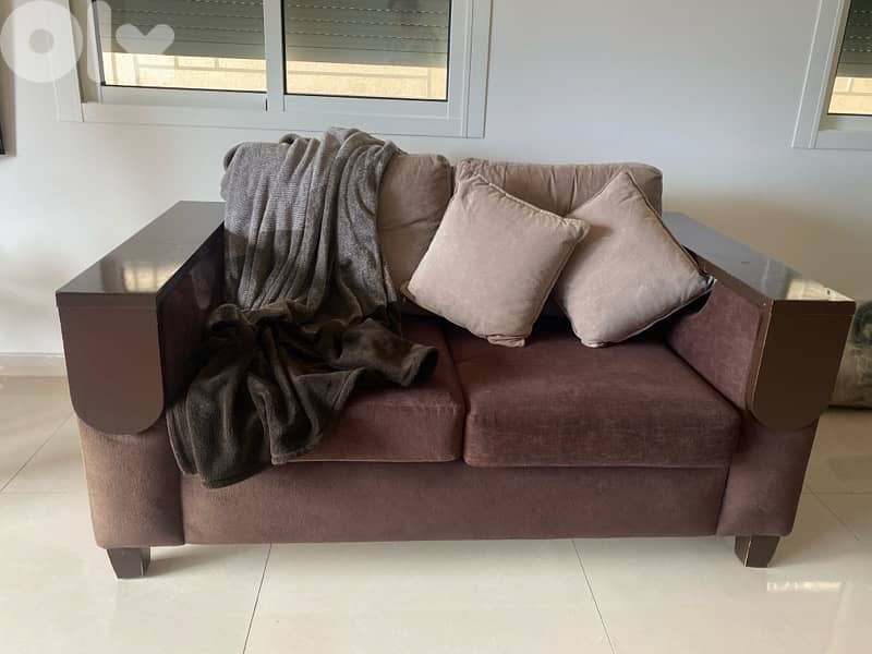 living room 0