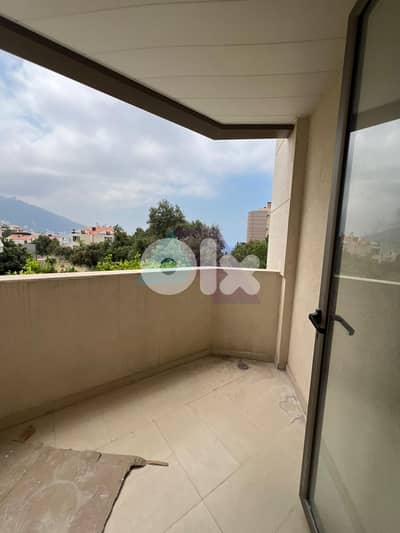 250m2 apartment+Terrace 4sale in Kfarhbab - شقة للبيع في كفرحباب