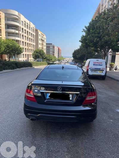 Mercedes-Benz C-Class 2012