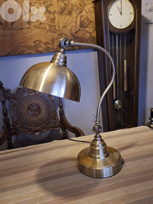 flexible desk lamp 0
