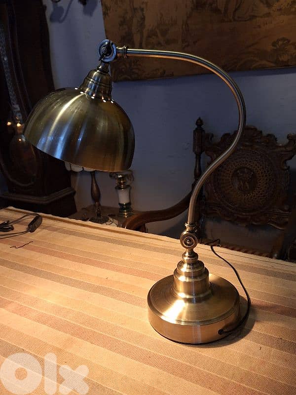 flexible desk lamp 1