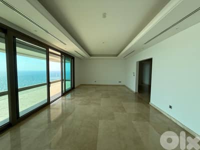 Apartment for sale in Rawcheh/ Amazing view/ Pool/ Gym