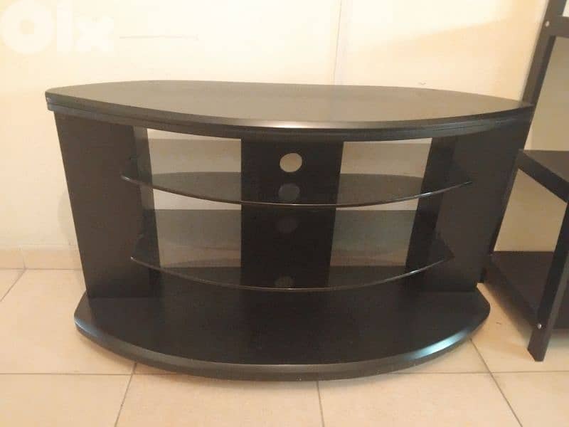Black tv stand 0