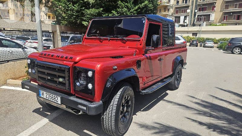 Land Rover Defender 1981 special 0