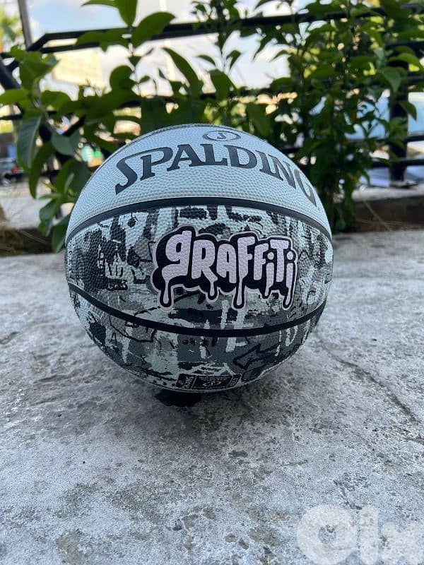 spalding basketball 0