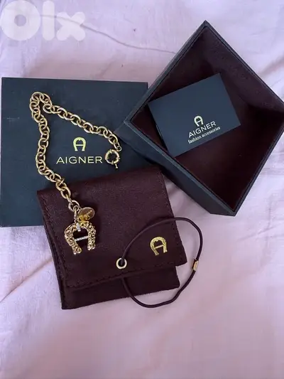 aigner Gold bracelet - brand new