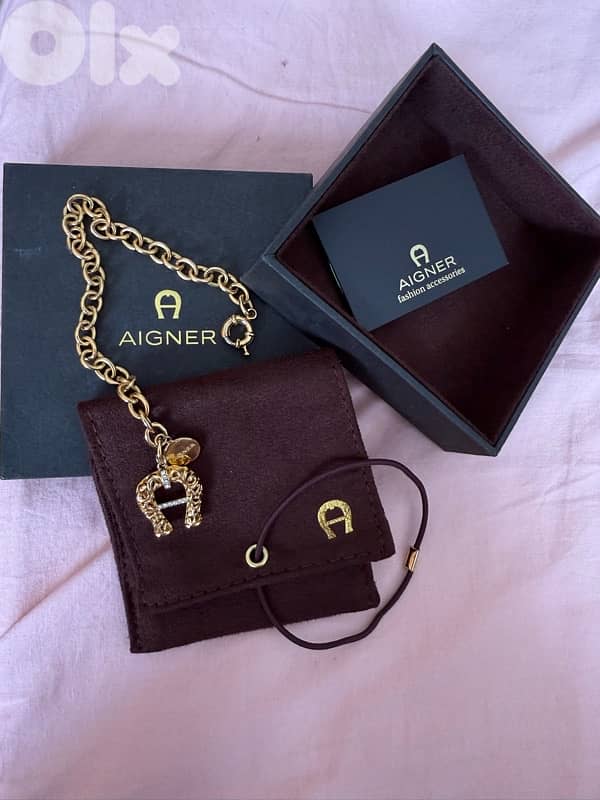 aigner Gold bracelet - brand new 0