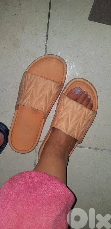 slipper for sale 3