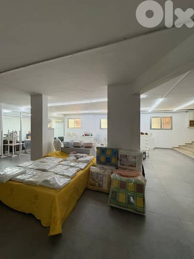 SHOWROOM FOR SALE IN HAZMIEH MAR TAKLA WITH WAREHOUSE, (HA-494)