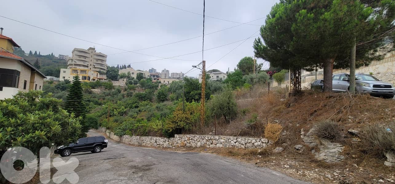 L18751-1,172 SQM Land For Sale in Fatqa 1