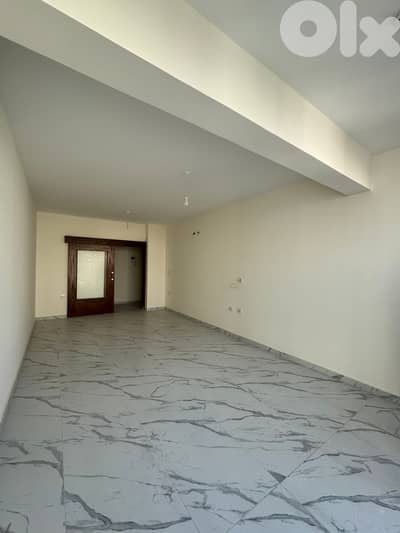 CATCH !! NEW BUILDING IN AIN EL MRAISSEH PRIME (110SQ) , (AM-274)