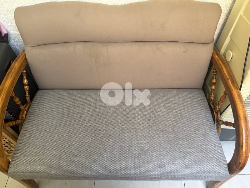 4 vintage couches 3