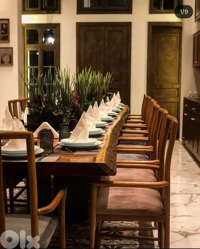 VERY RARE AMERICAN CEDAR WOOD DINING TABLE