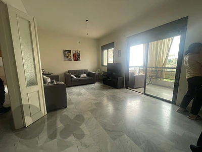 Apartment for sale in Biakout -  شقة للبيع في بياقوت