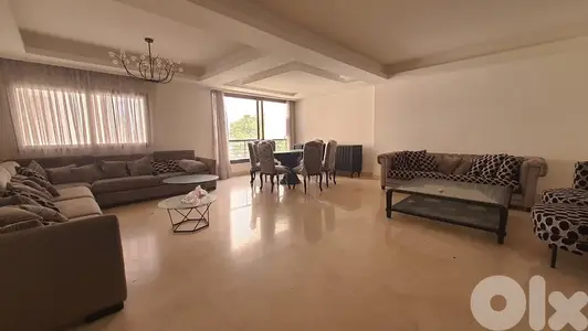 SPACIOUS APARTMENT IN AIN EL MRAISSEH PRIME (220SQ) 3 BEDS , (AM-276)