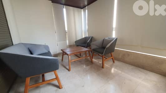 SPACIOUS APARTMENT IN AIN EL MRAISSEH PRIME (220SQ) 3 BEDS , (AM-276)