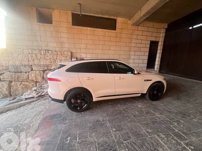 Jaguar F-Pace 2017