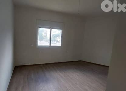 apartment For sale in jouret ballout شقة للبيع في جورة البلوط