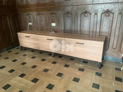 طاولة tv جديدة من المعمل بافضل الاسعار