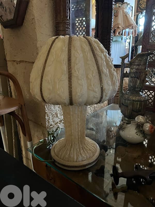 mushroom design globe 0