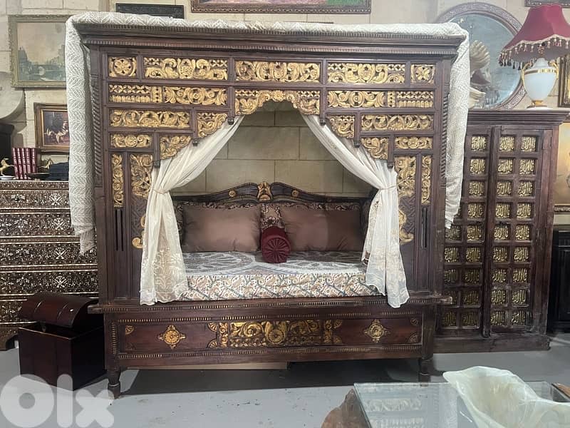 wooden divan daybed 0