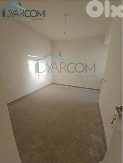 DY2736 - Kornet el Hamra New 3-Bedroom Apartment for Sale!