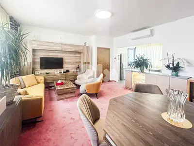 Modern Furnished Apartment for Sale in Sioufi, Achrafieh شقة للبيع في