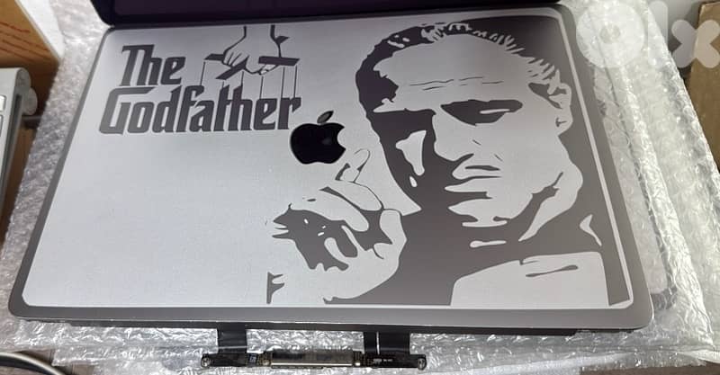 MacBook laser engraving 0
