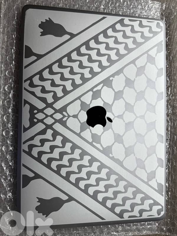 MacBook laser engraving 8