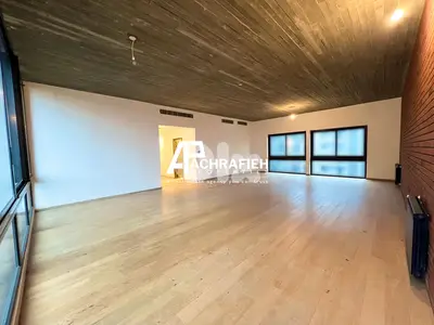 Apartment For Sale In Achrafieh - شقة للبيع في الأشرفية