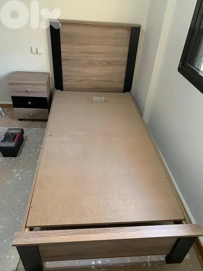 تخت مفرد جديدة من المعمل بافضل الاسعار