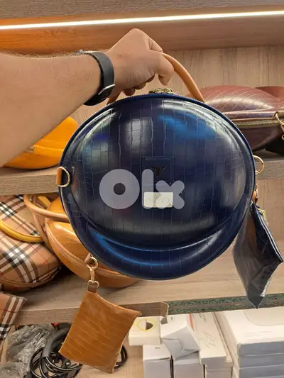 Angry bull Onyx studio 7 leather bag