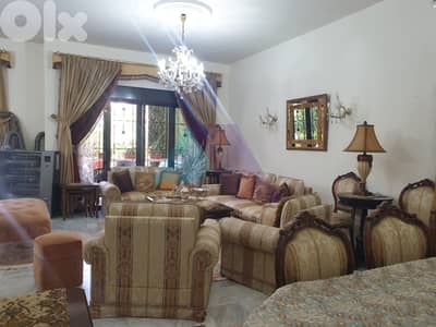 240m2 apartment+garden/terrace 4sale in Aley - شقة للبيع في عاليه