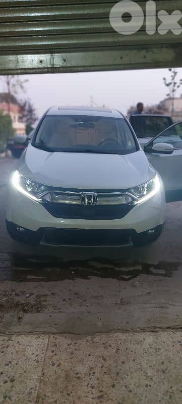 CR-V 2019 EXL • Only 35,000 km • Full Options • Excellent Condition