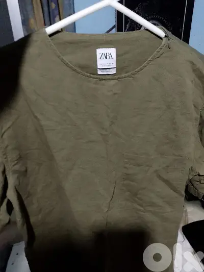 Zara green T-shirt