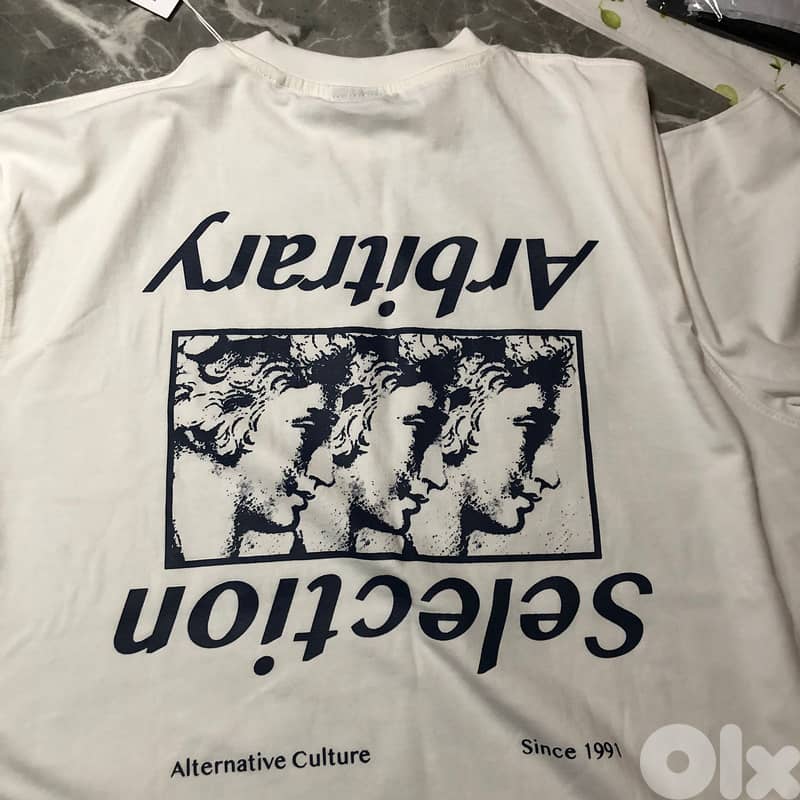 Pull&Bear Selection Arbitrary T-shirt - Size L 1