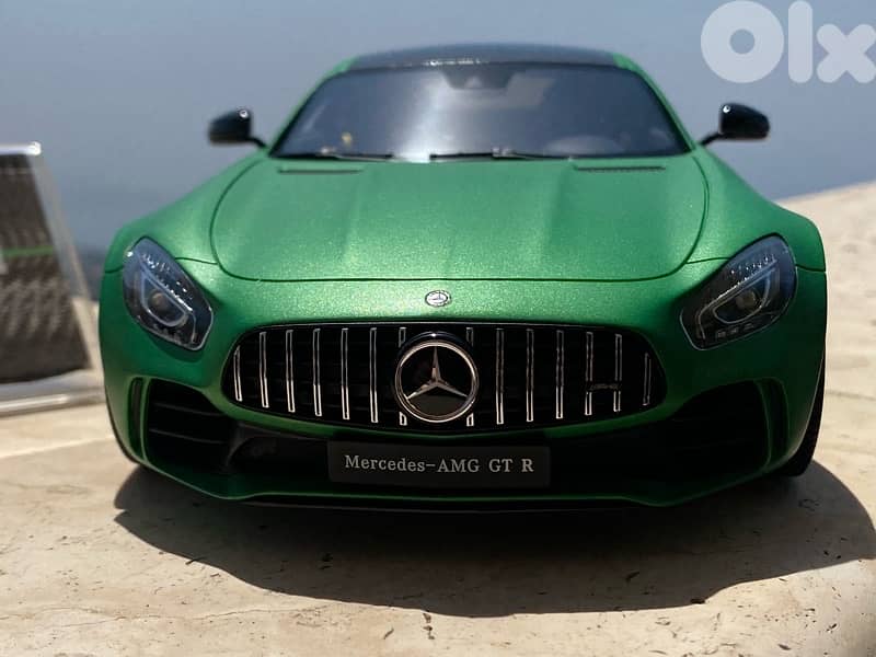 mercedes benz gt diecast resin model car scale 1/18 by gt spirit 10