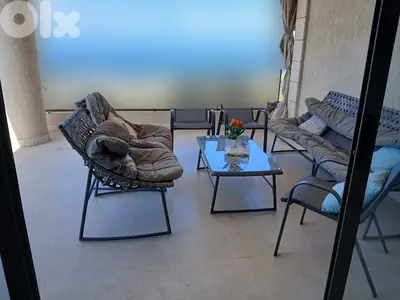 Apartment for sale in Amchit - شقة للبيع في عمشيت