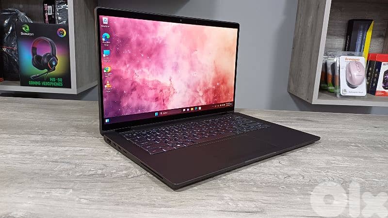 touch/flip - core i7 gen 10 - 16 ram - great price 8