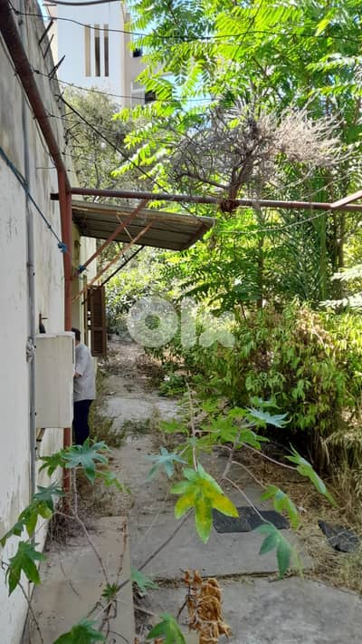 أرض للبيع في الحدث Land for sale in Hadath
