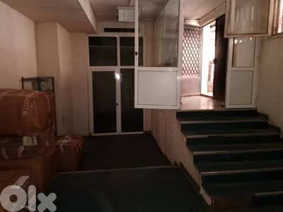 مستوضع للايجار في بدارو Depot for rent in Badaro