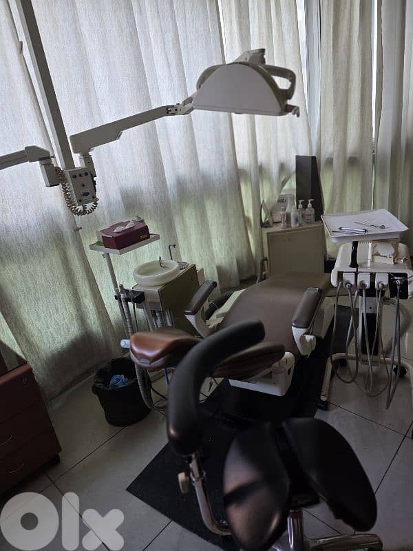 dental chair/operatory setup ready for immediate use 1