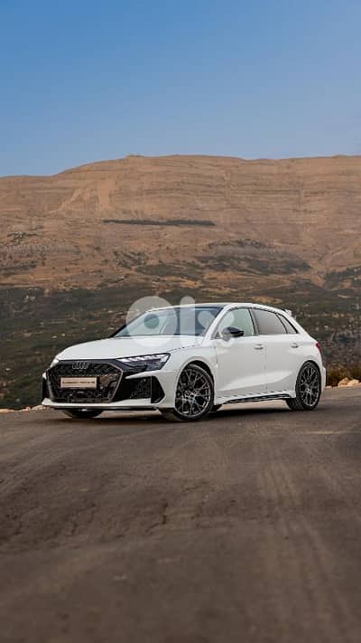 Audi RS3 2025 only 3000km