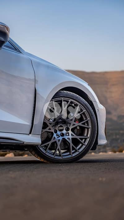 Audi RS3 2025 only 3000km