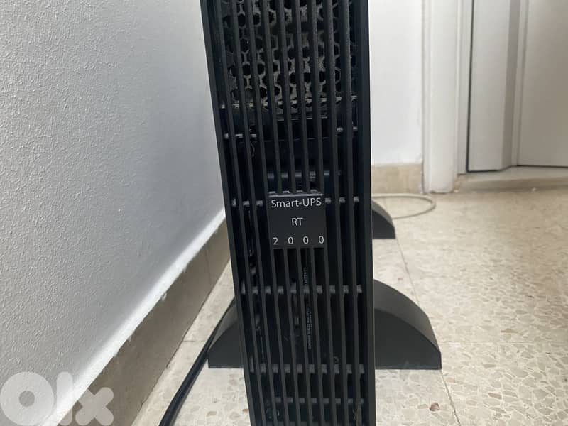 APC Online Smart-UPS RT 2000XL -230V 2