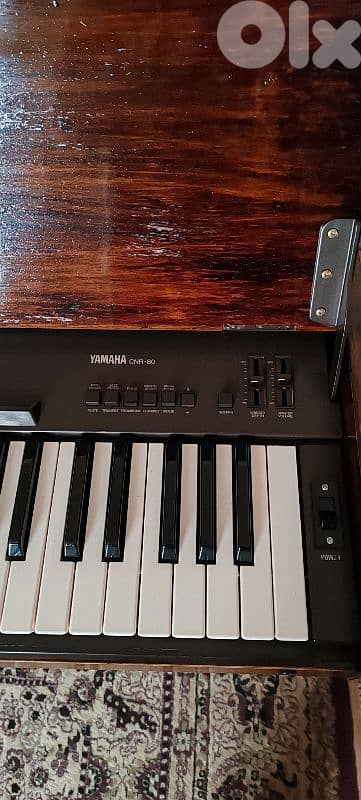 Vintage Yamaha Organ 1