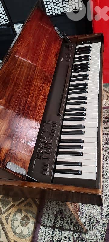 Vintage Yamaha Organ 2