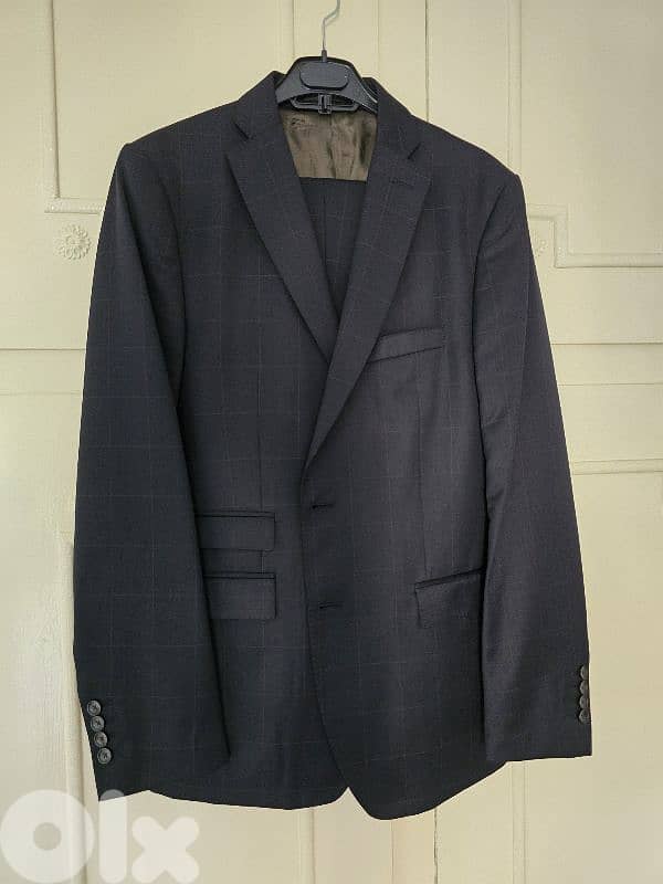 Navy blue check suit 56 0
