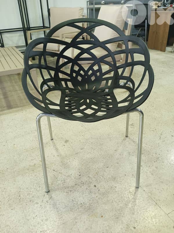 bracelet chair 1