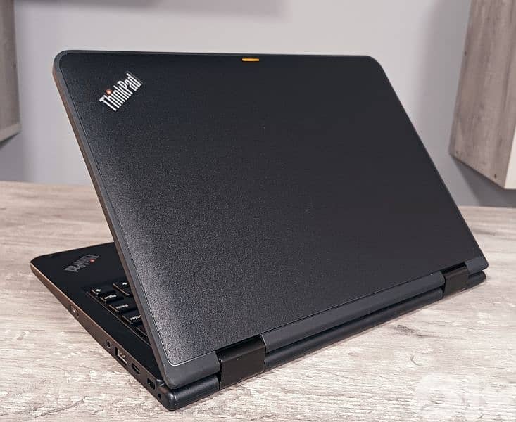 AFFORDABLE thinkpad e11 - 128 ssd - 4 gb ram - windows and office 3
